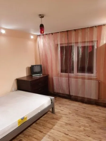 Apartament 2 camere, 60mp, Rovinari, zona P- uri, 35. 000euro - Imaginea 5