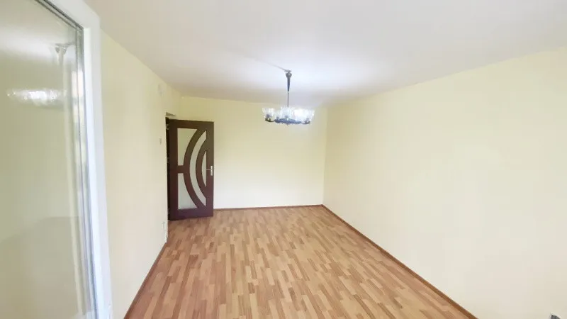 Vand Apartament 4 camere decomandat si doua bai Republicii - Imaginea 3