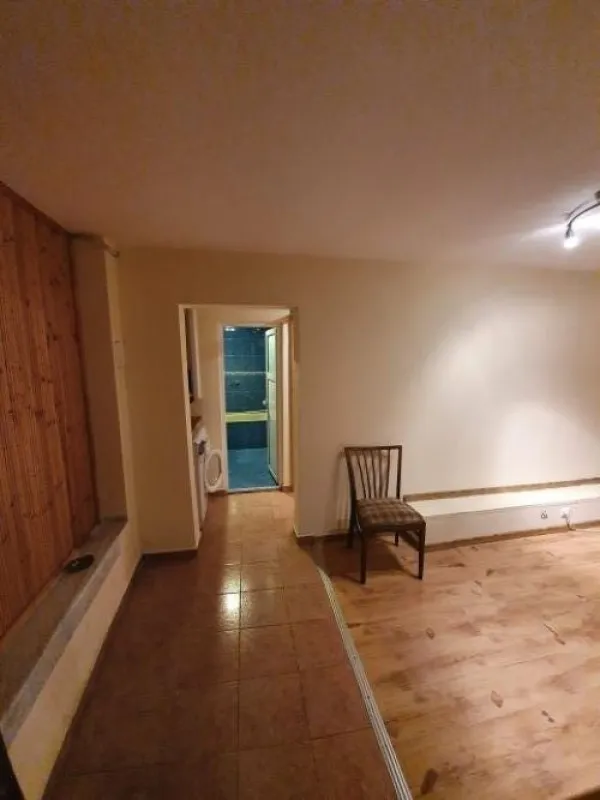 Apartament 2 camere, 60mp, Rovinari, zona P- uri, 35. 000euro - Imaginea 9