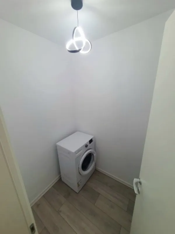 Inchiriez apartament 2 camere, 2 bai, decomandat, 67mp, Brancusi, 600euro - Imaginea 6