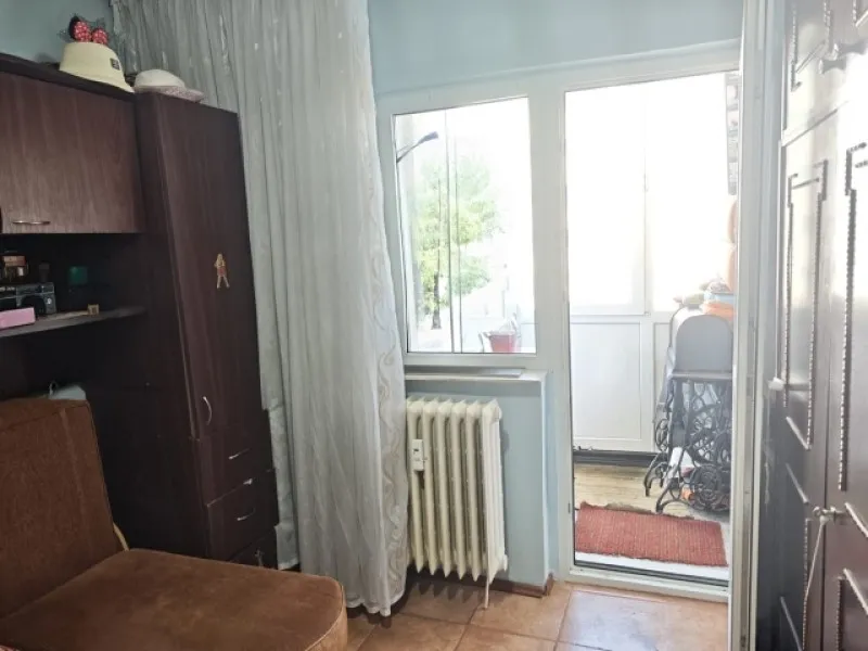 Apartament 3 camere, 74mp, zona Basarabia Diham, 120. 000euro - Imaginea 7