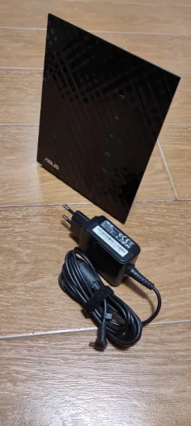 Vand router Asus RT- N56U - Imaginea 1