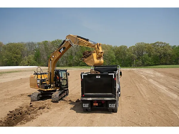Servicii profesionale de excavatii - Imaginea 1