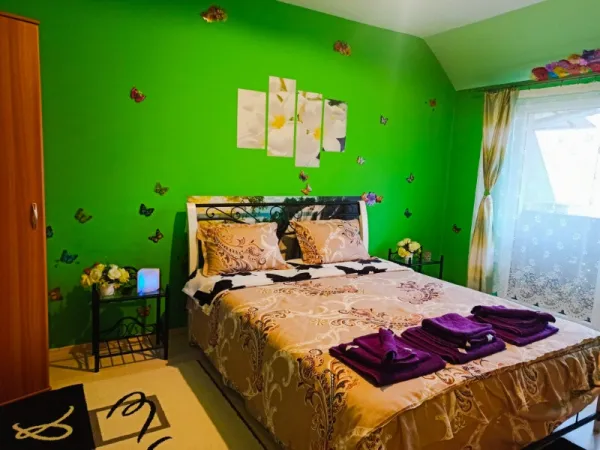 Apartament  regim hotelier central in Floresti - Imaginea 4