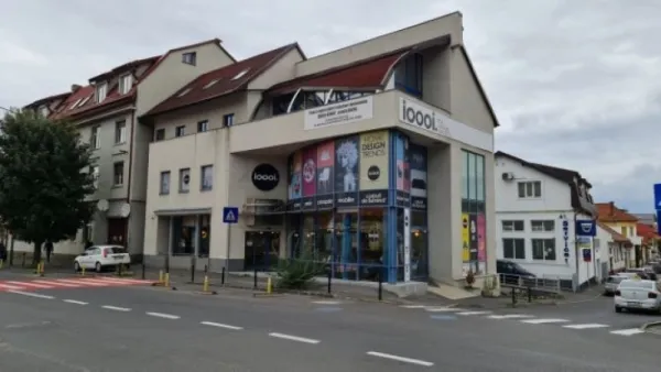 Inchiriez showroom, birouri, depozite, garaj in Brasov Ultracentral - Imaginea 1