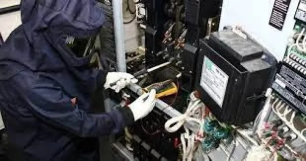 Reparatii UPS - Imaginea 1
