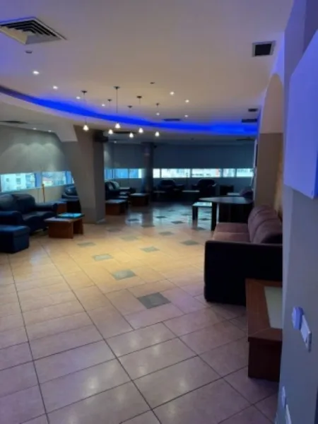 Inchiriez spatiu de birouri, zona Metrou Brancoveanu, 85mp, 10euro - Imaginea 1