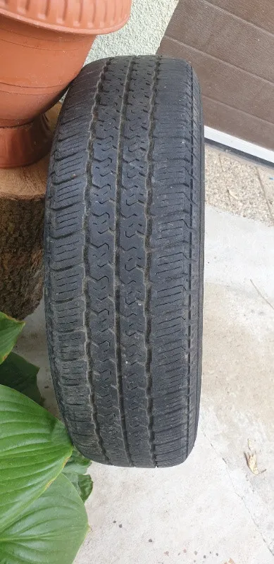 Vand janta tabla + anvelopa 155 / 70 R 13 second hand - Imaginea 2