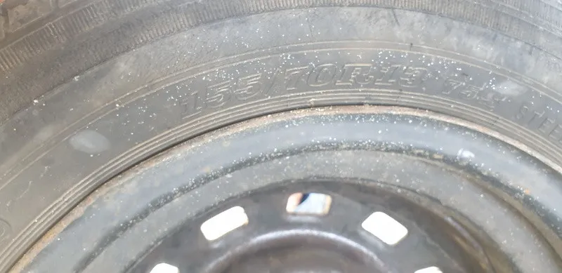 Vand janta tabla + anvelopa 155 / 70 R 13 second hand - Imaginea 3