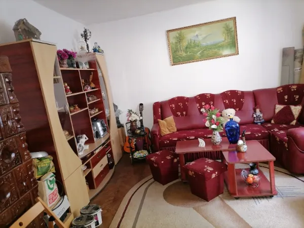 Vand/ Schimb Casa in Orsova zona Sud - Imaginea 2