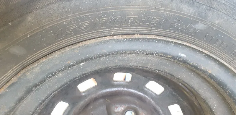 Vand janta tabla + anvelopa 155 / 70 R 13 second hand - Imaginea 4