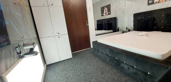 Vanzare Studio Videochat cu 4 camere active in Bucuresti - Unirii - Imaginea 4