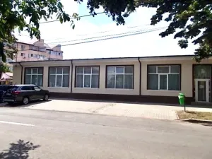 Vand spatiu comercial in Tecuci