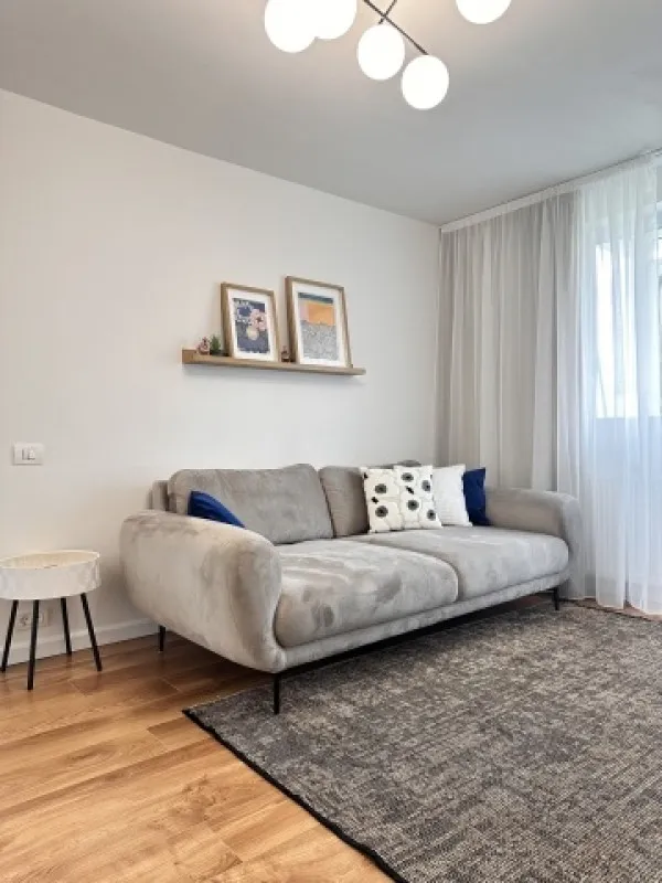 Inchiriez apartament 3 camere, semidecomandat, 48mp, Militari, Politehnica, 550euro - Imaginea 4