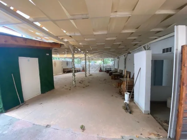 Vand spatiu comercial in Tecuci - Imaginea 7