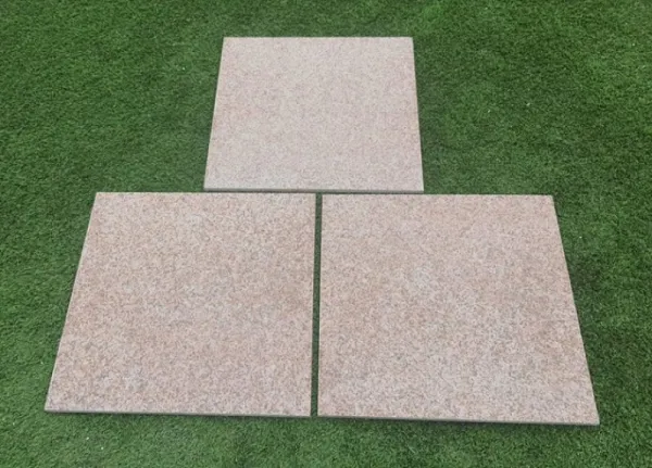 Placaj de granit Honey cu dimensiunea de 60x60x1. 5 cm, pret 37 eur+ tva. - Imaginea 1