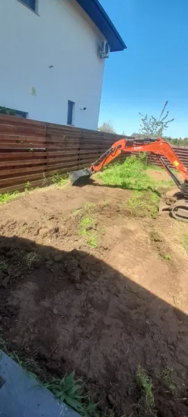 Inchiriere miniexcavator - Imaginea 3