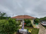 Casa si teren de vanzare - Miniatura 1