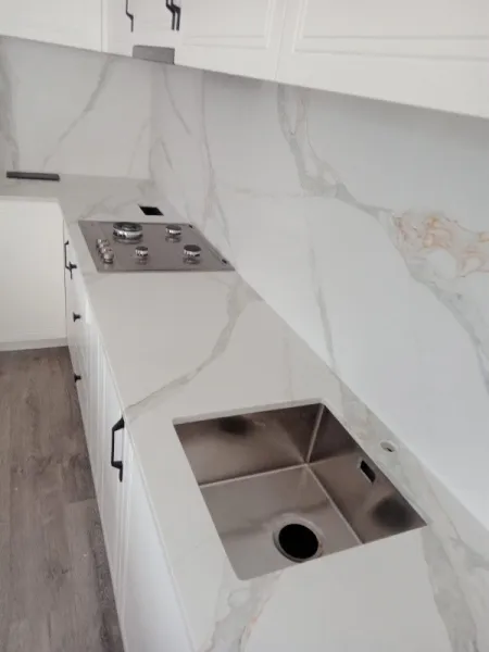 Blaturi de bucatarie din quart compozit Calacatta - Imaginea 2