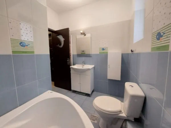 Apartament 3 camere, decomandat, 103mp, Sisesti, 157. 000euro - Imaginea 7
