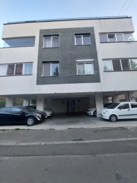Apartament 3 camere, decomandat, 103mp, Sisesti, 157. 000euro - Imaginea 9
