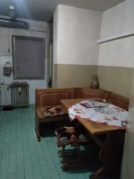 vanzare apartament 3 camere - Imaginea 2