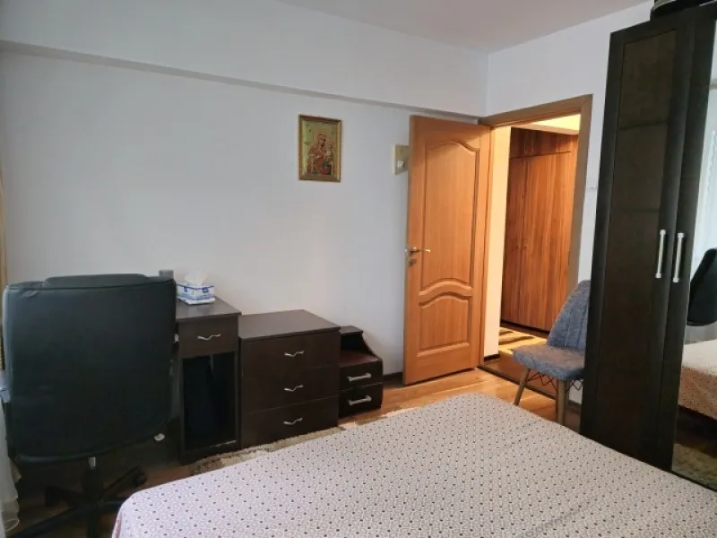 Apartament 3 camere, Lujerului, etaj 1/ 10, 65mp, 115. 000euro - Imaginea 3