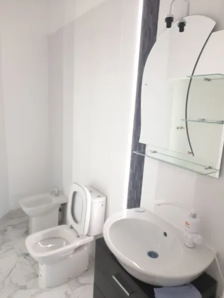 P. F. Vand casa lux ultracentral - Imaginea 3