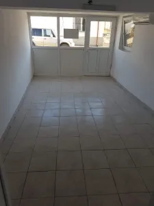Inchiriez spatiu la intrarea in Piata Centrala Craiova