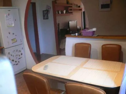 apartament 4 camere 25. 000 euro - Imaginea 4