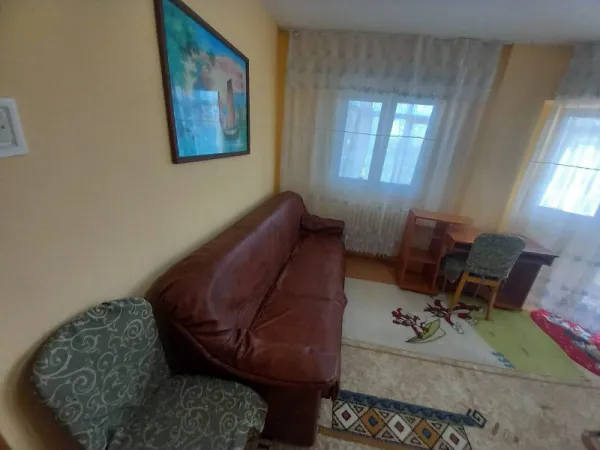 Inchiriere Apartament 2 Camere - Zona Miorita, Bacau - Imaginea 4