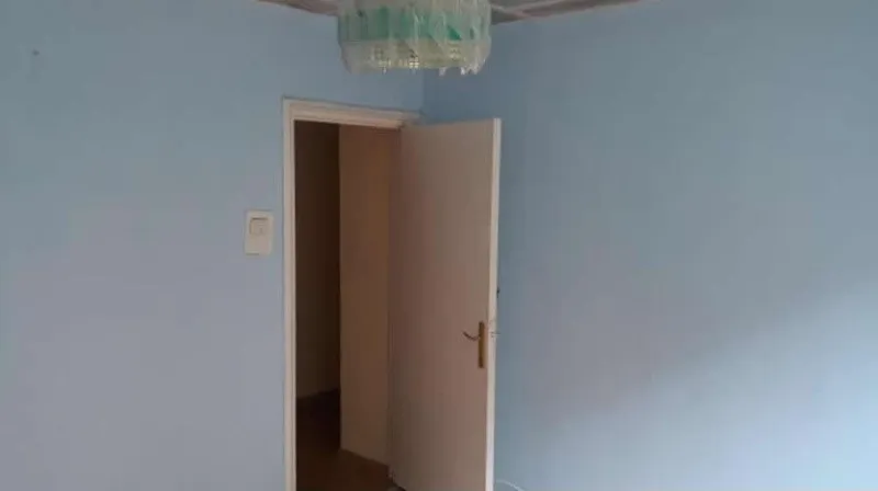 Vand apartament 4 camere, Titan, Barajul Sadului - Imaginea 4