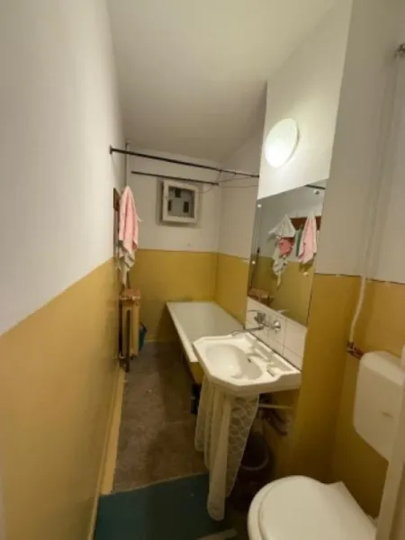 Apartament 2 camere, semidecomandat, 40mp, Ploiesti, Ofelia, 40. 399euro - Imaginea 4