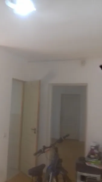 Unirii- Splai cu Marasesti Camera de Comert parter casa la curte 3 cam 67mp pt activitati firme 550 E - Imaginea 7