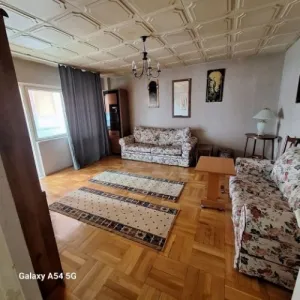 Inchiriez apartament 2 camere decomandat, 63mp, Piata Alba Iulia, 490euro