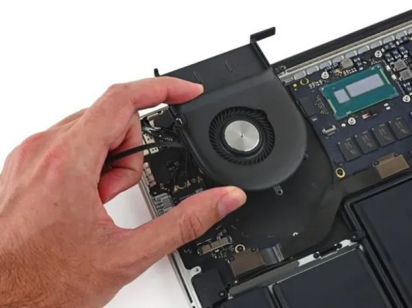 Service IT Profesional - Reparatii Laptop - Service PC - Instalare Windows la Domiciliul Clientului - Imaginea 1