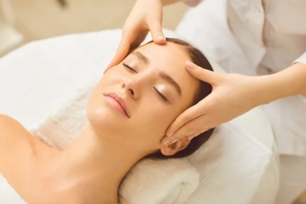 Masaj Relaxare, terapeutic, intretinere corporala, facial - Imaginea 1