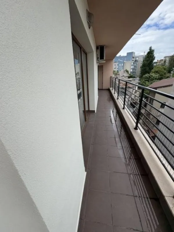 Inchiriez apartament 2 camere, semidecomandat, 64mp, Calea Plevnei, 730euro - Imaginea 9