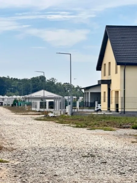 Teren de vanzare, Gulia, complex Eden Forest, deschidere 30ml, 937 mp, 53. 000euro - Imaginea 5