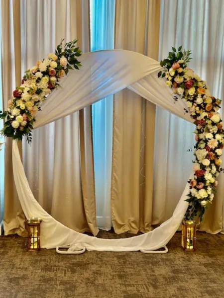 Decor floral pentru evenimentele speciale din viata dumneavoastra - Imaginea 3