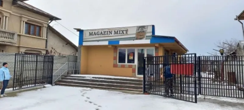 Spatiu de inchiriat in centrul comunei Adunatii- Copaceni, 90 mp, 600euro/ luna - Imaginea 2