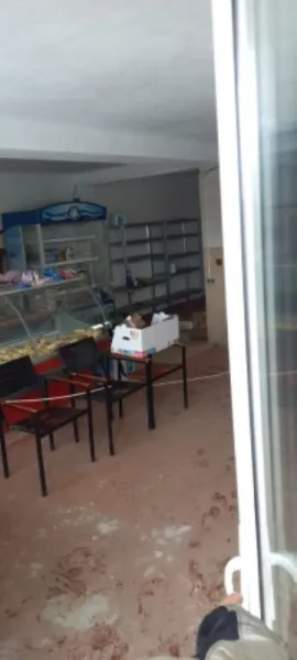 Spatiu de inchiriat in centrul comunei Adunatii- Copaceni, 90 mp, 600euro/ luna - Imaginea 5