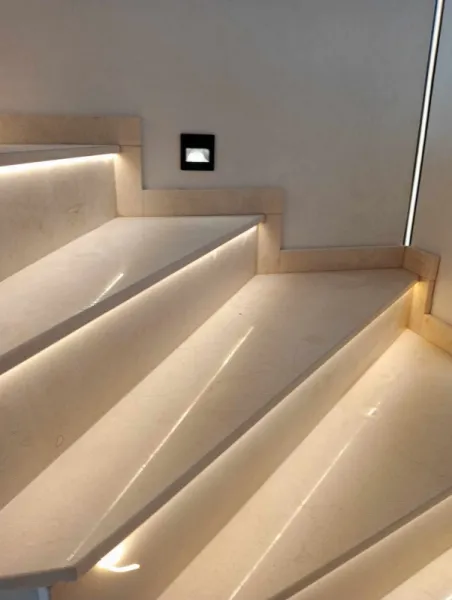Trepte din marmura pentru interior si exterior - Imaginea 5