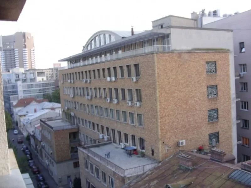 Inchiriez apartament 3 camere, Universitate, 77mp, 750euro - Imaginea 10