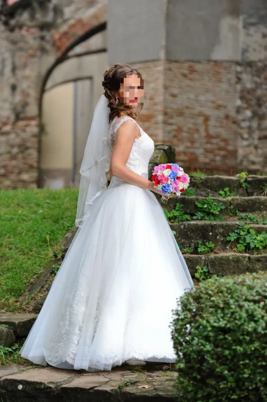 Vand Rochie de mireasa - Imaginea 3