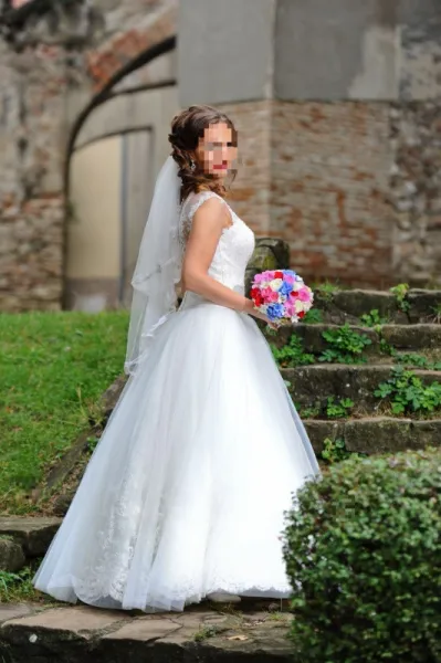 Vand Rochie de mireasa - Imaginea 3