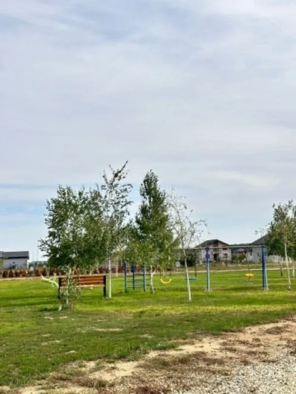 Teren de vanzare, Gulia, complex Eden Forest, deschidere 20ml, 610 mp, 36. 000euro - Imaginea 7