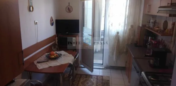 Apartament 2 camere Tudor zona Palas - Imaginea 3