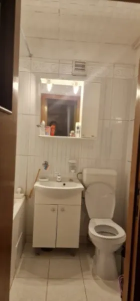 Apartament 4 camere decomandat, 80 mp, Titan, Codrii Neamtului, 135. 000euro - Imaginea 9