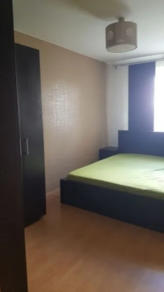 Inchiriez apartament 3 camere Chitila, 95 mp, terasa 200 mp, 750euro - Imaginea 5